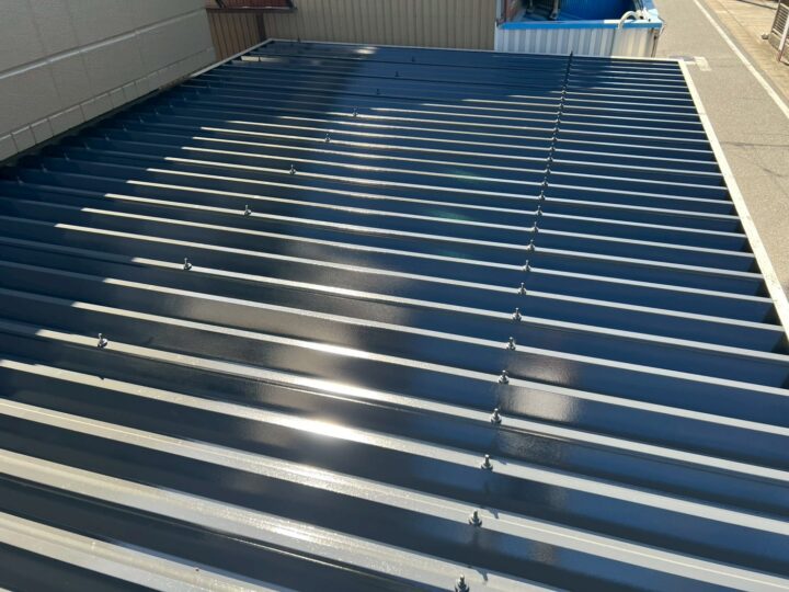 折板屋根塗装工事　大垣市N様邸