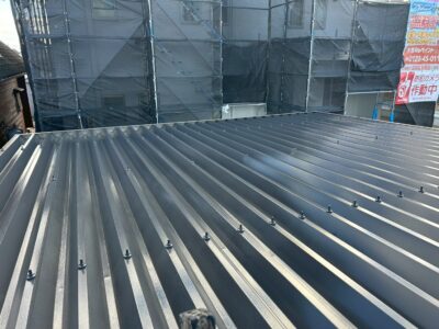 折板屋根塗装工事　大垣市H様邸