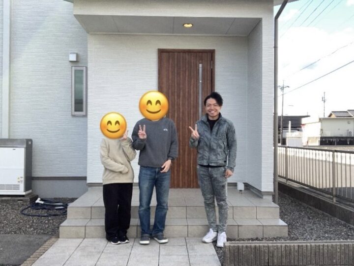 岐阜県大垣市　外壁塗装・屋根塗装・基礎塗装・ベランダ防水・窓サッシ工事　H様