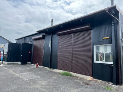 倉庫塗装工事　大垣市K様邸